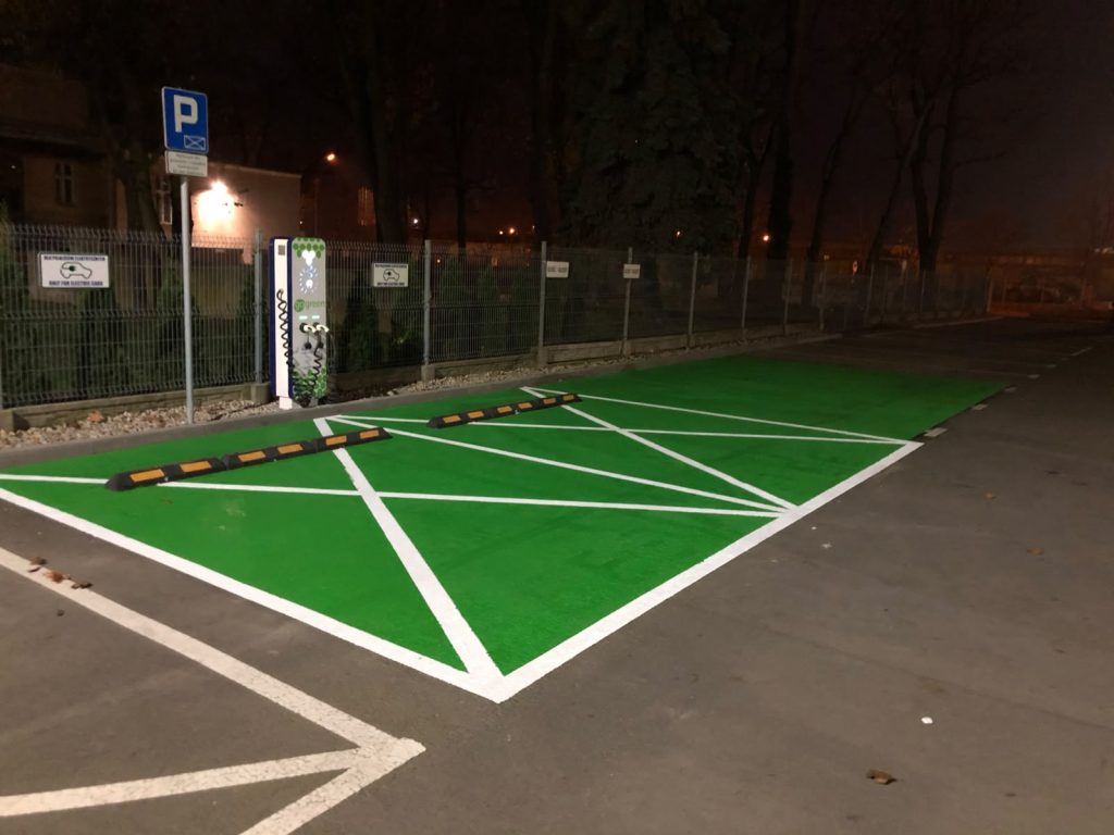 Budowa stanowisk ładowania pojazdów elektrycznych